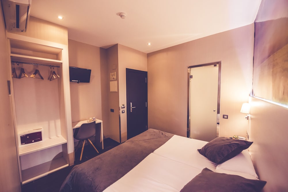 Hostal Prado 22/69