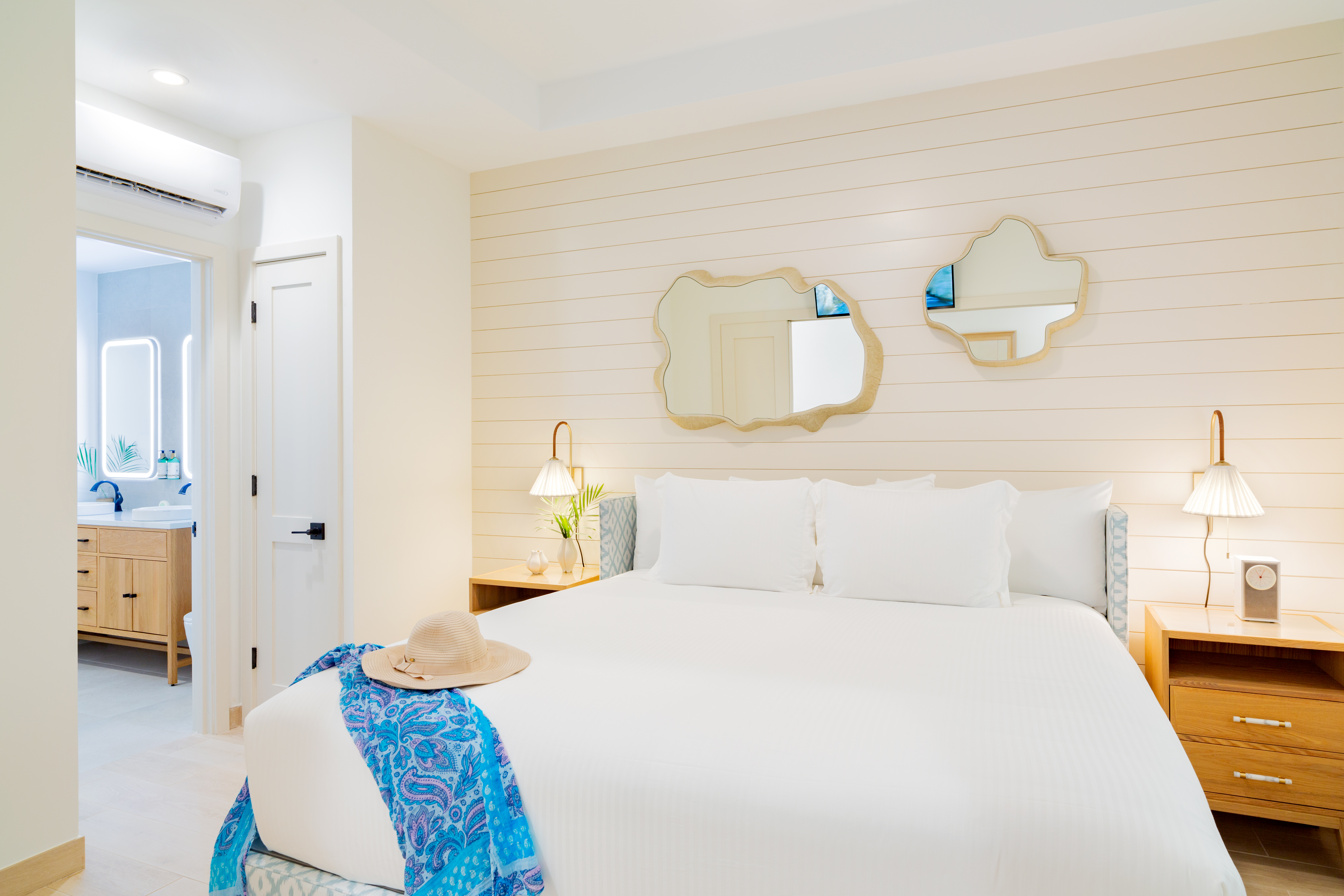 1 Bedroom, Pool, Junior Suite, Beach Front