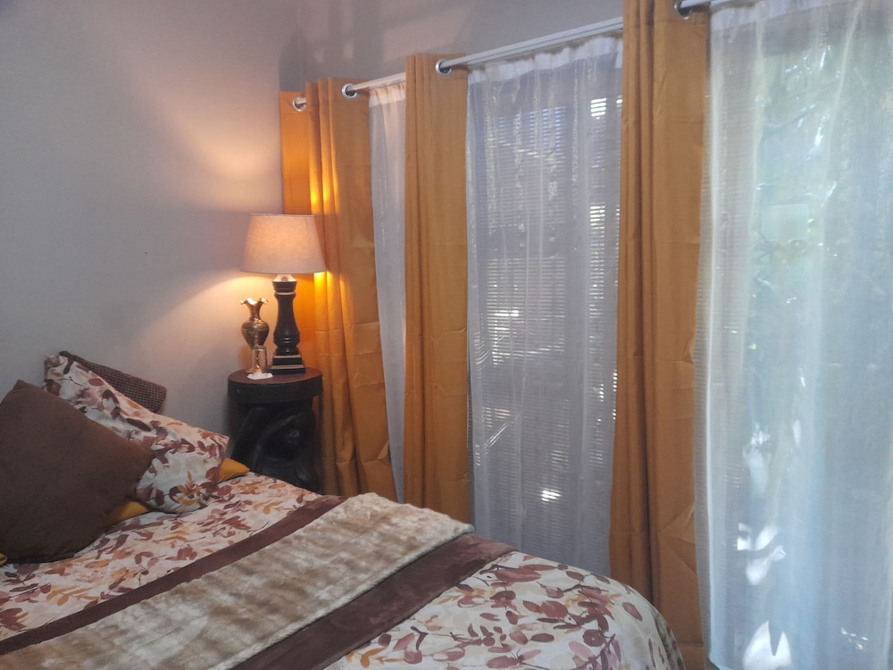 Breena Bnb Guest House 10/50