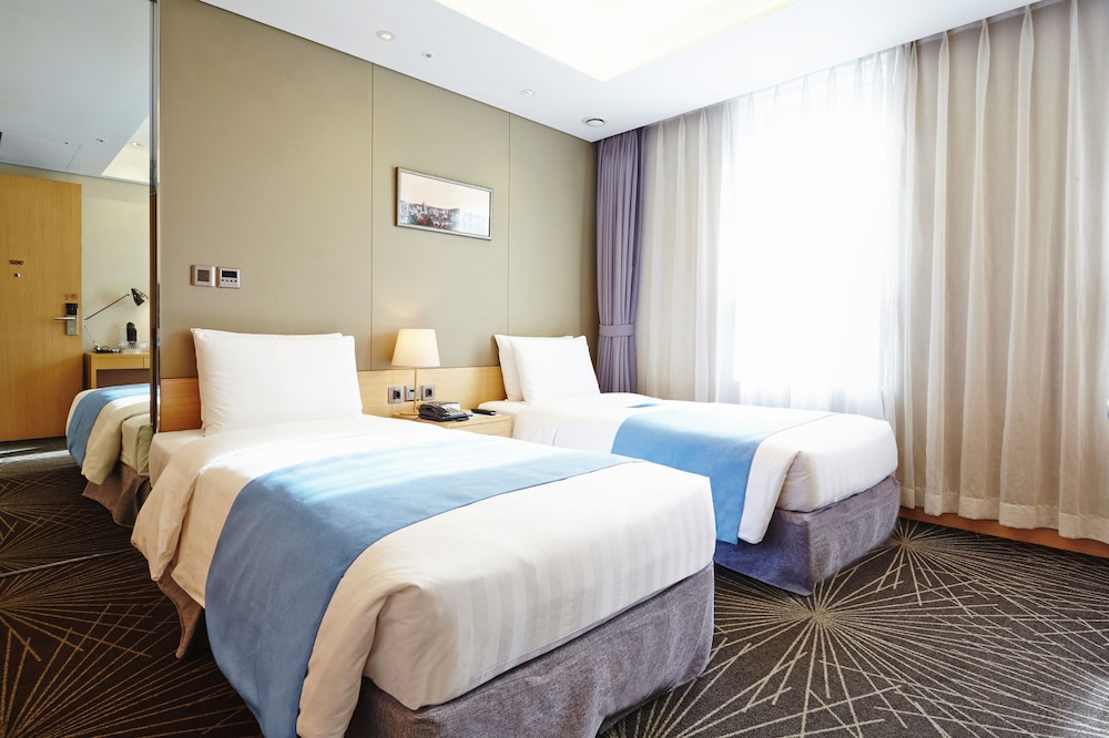 Days Hotel by Wyndham Seoul Myeongdong 29/56