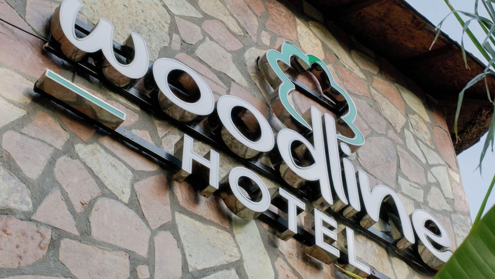 Woodline Hotel 1/33