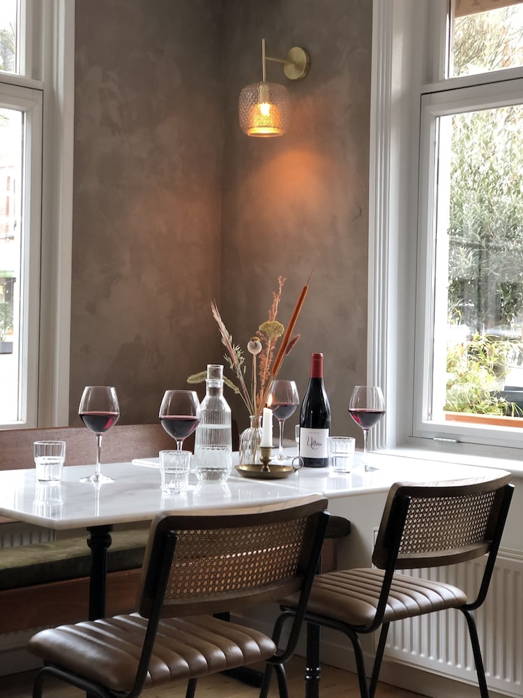 La Paulowna Boutique Hotel 24/41