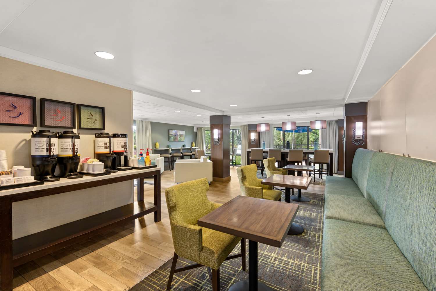 restaurant cafeteria