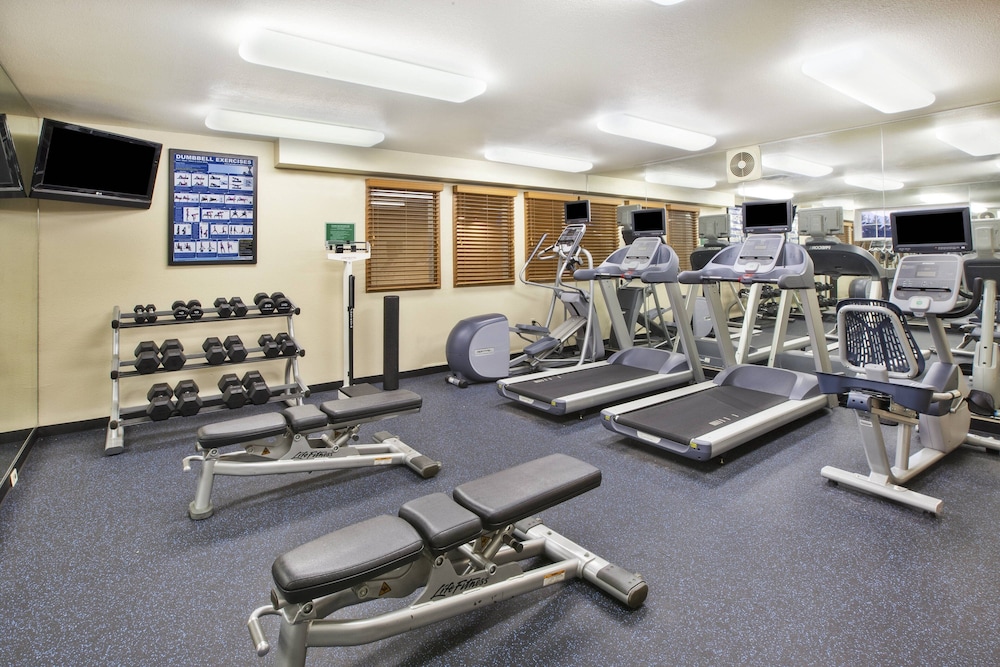 Towneplace Suites By Marriott Detroit Dearborn 9/33