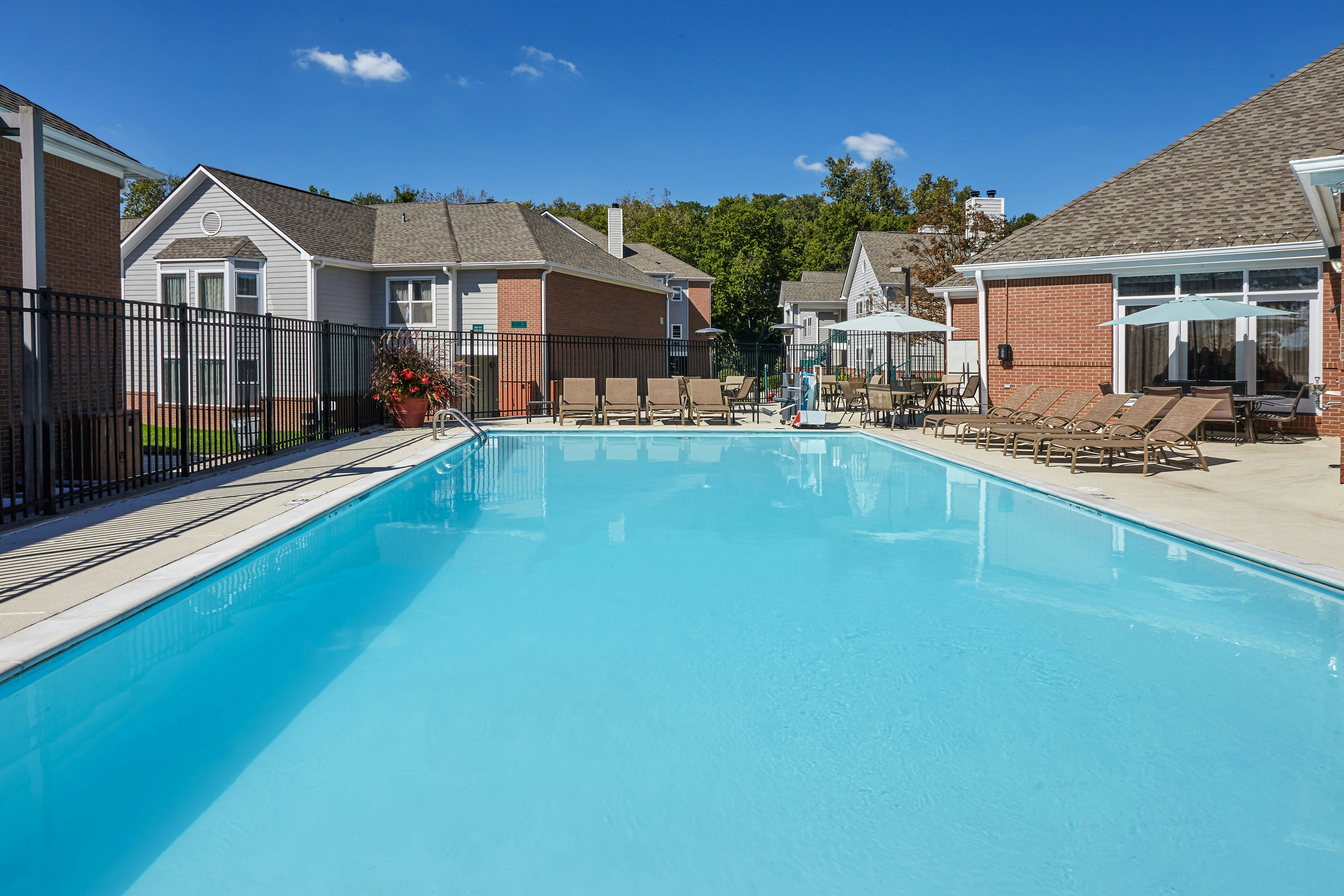Homewood Suites by Hilton Indianapolis At The Crossing 5/17