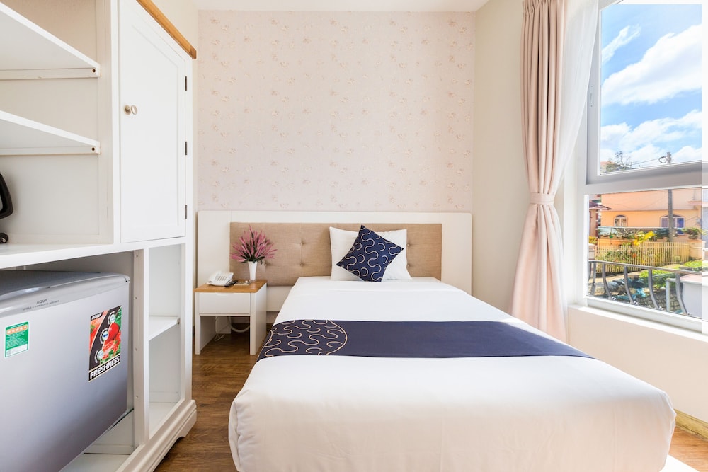 Capital O 585 Saigon Book Da Lat Hotel 21/64