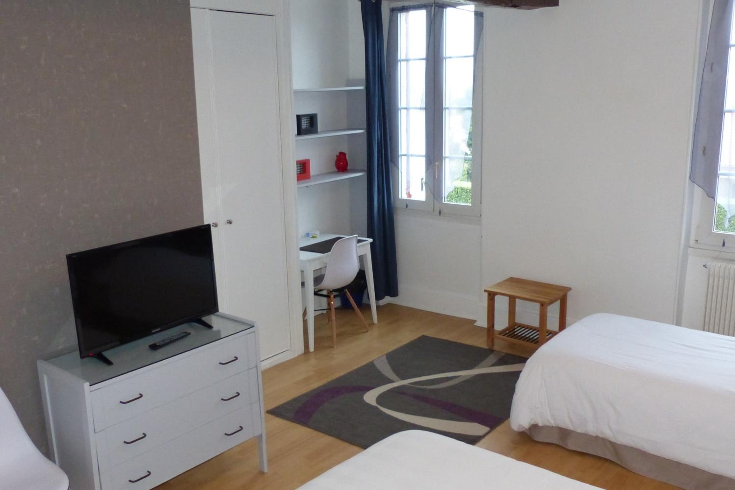 HOTEL AU COLOMBIER DU TOURON 20/23