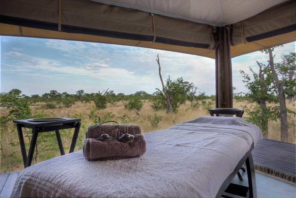 Nkanga Hotel 28/43