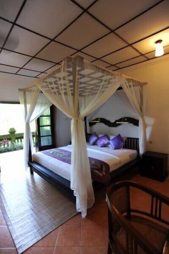 Cempaka Belimbing Villas 10/42