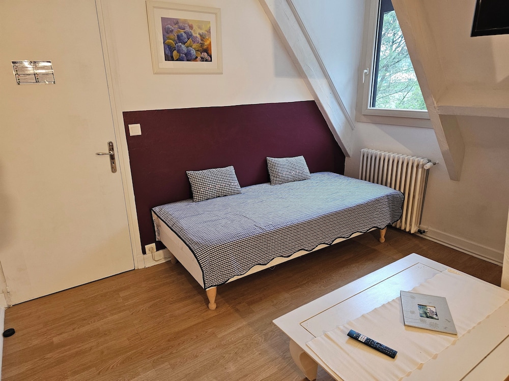 Chambres D'hôtes La Demeure Aux Pins 7/42
