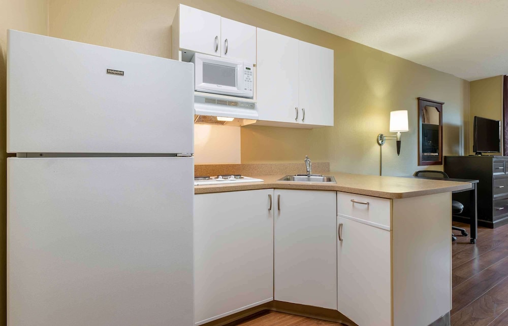 Extended Stay America Bloomington - Normal 48/48