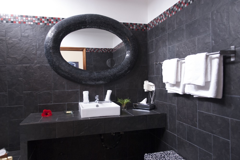 Birdcage Gay Resort - Adult Only 40/50