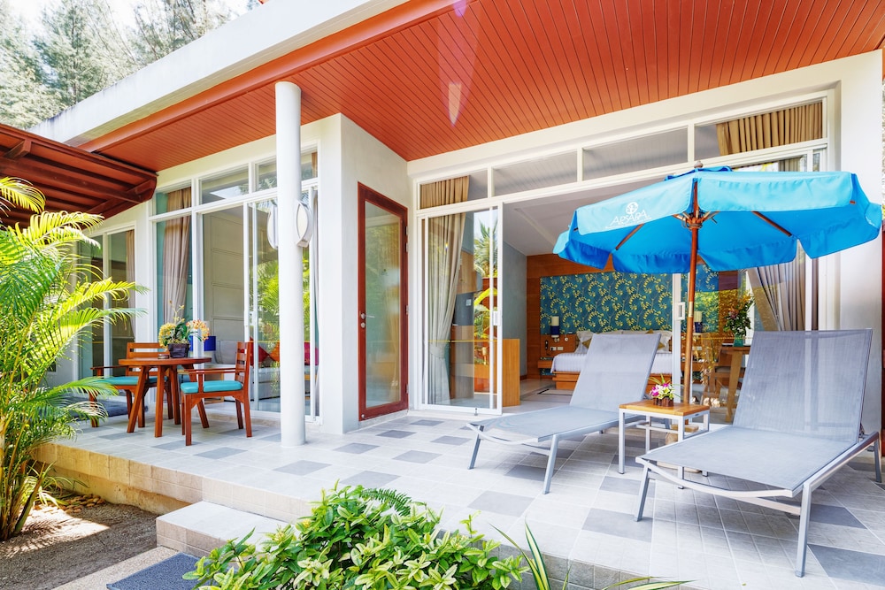 Apsara Beachfront Resort and Villa 8/126