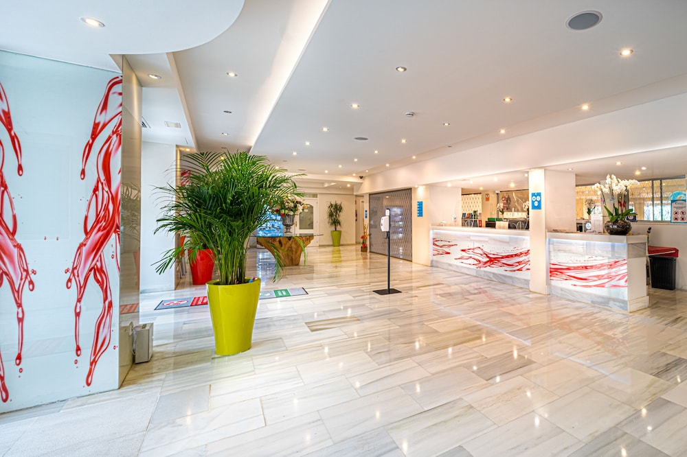 Hotel Seramar Comodoro Playa 9/50