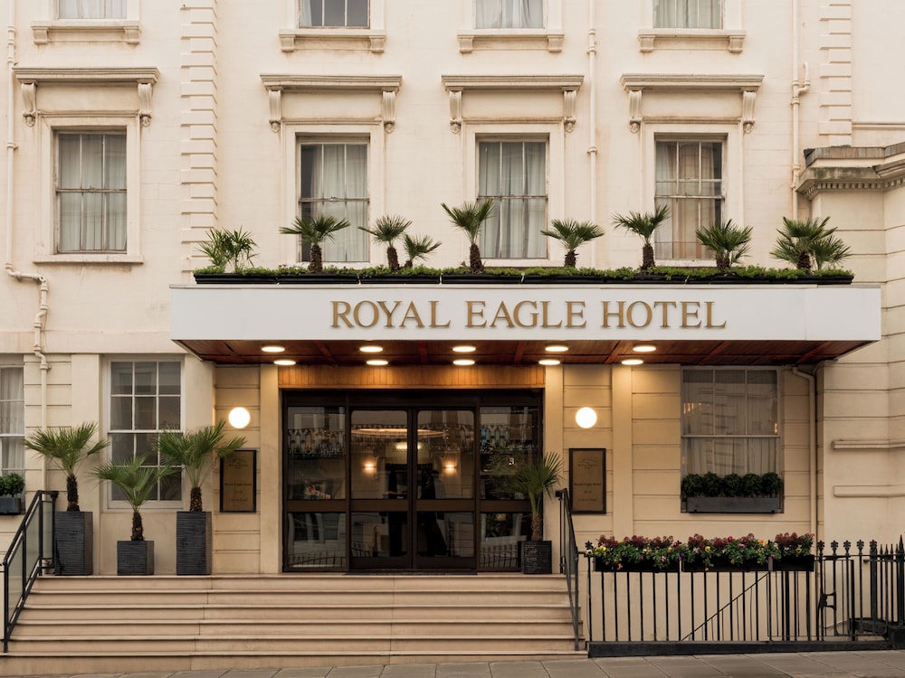 Royal Eagle Hotel 2/66