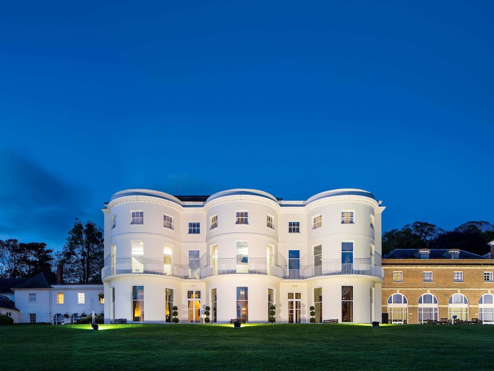 Mercure Gloucester Bowden Hall Hotel 1/70