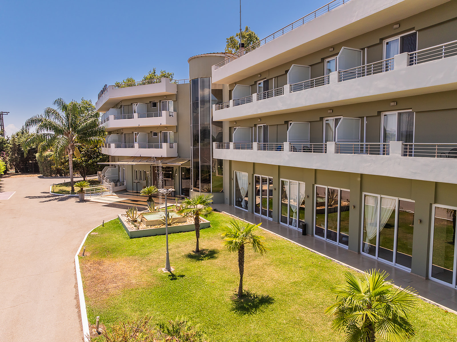 Amalias Hotel 40/45