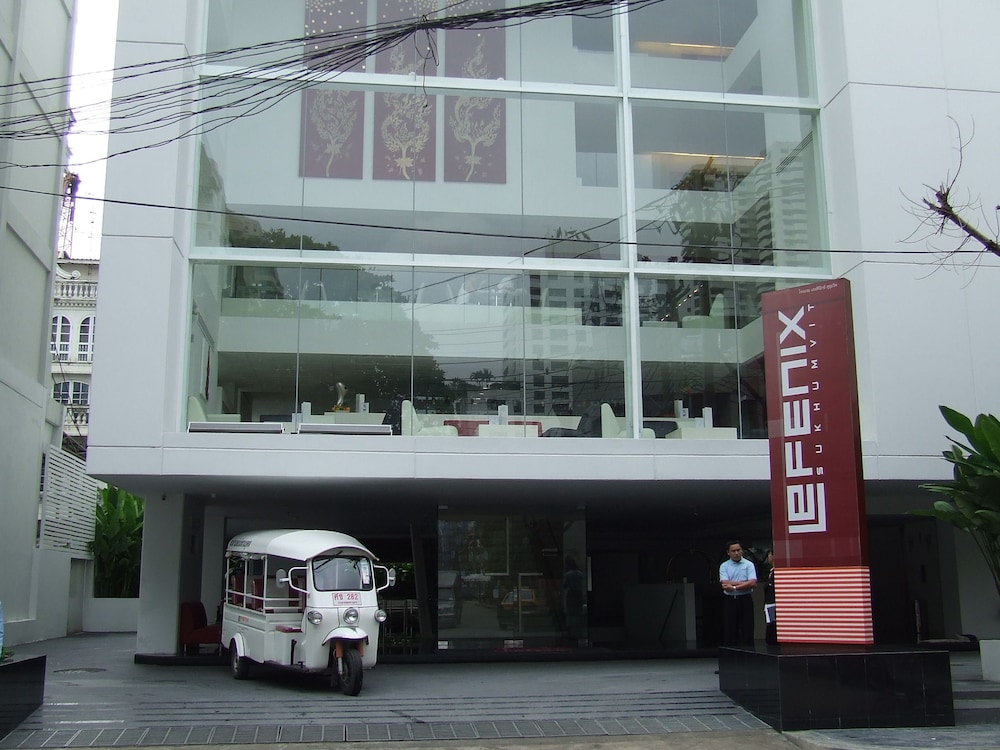 Le Fenix Sukhumvit 41/43