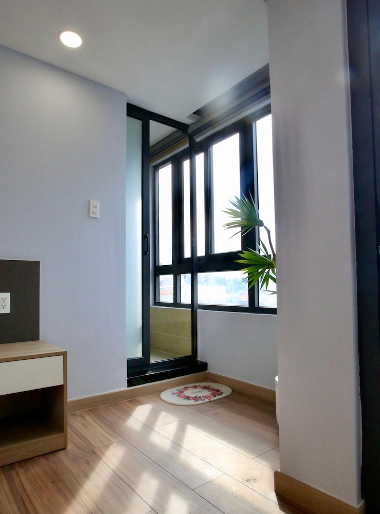 Cityhouse - LightHouse SG 29/49