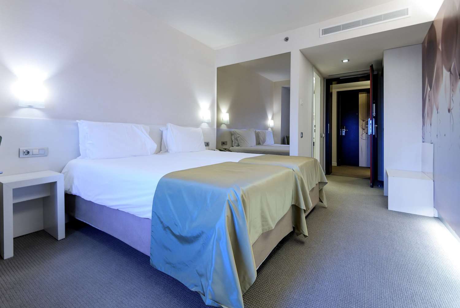 Ramada Plaza by Wyndham Bucharest Convention Center 14/57