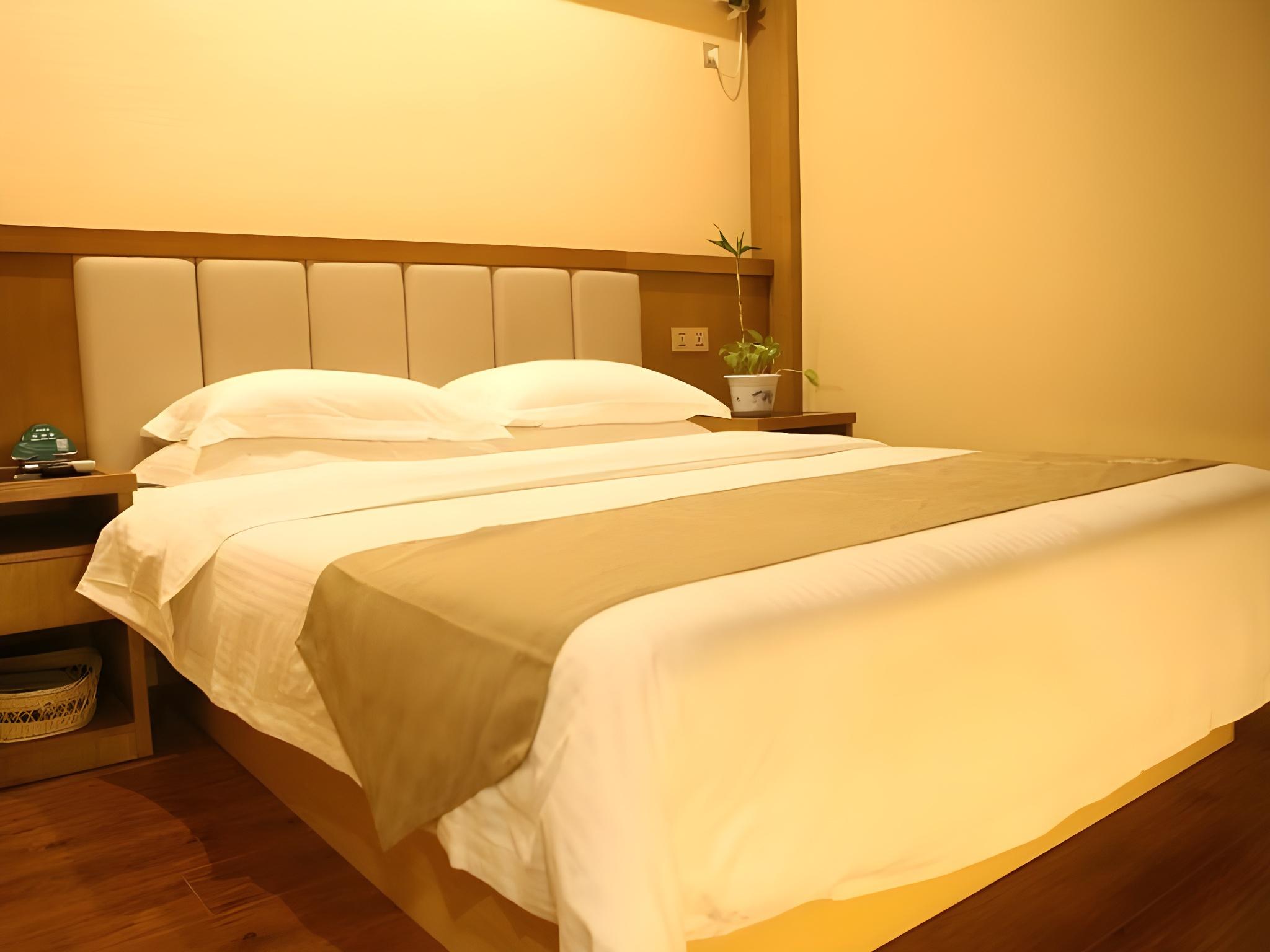 Greentree Inn Nantong Rugao Zhongjiaomeilu City Express Hotel 17/32