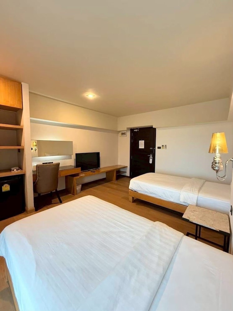 Diary Suite Hotel 14/50