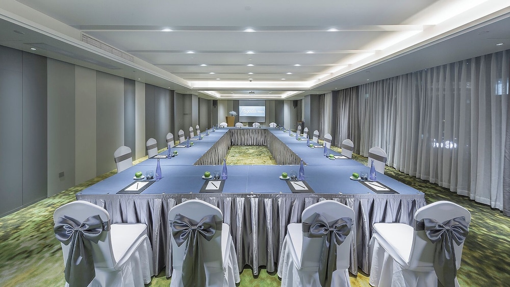 SSAW Pagoda Hotel Shanghai 45/56