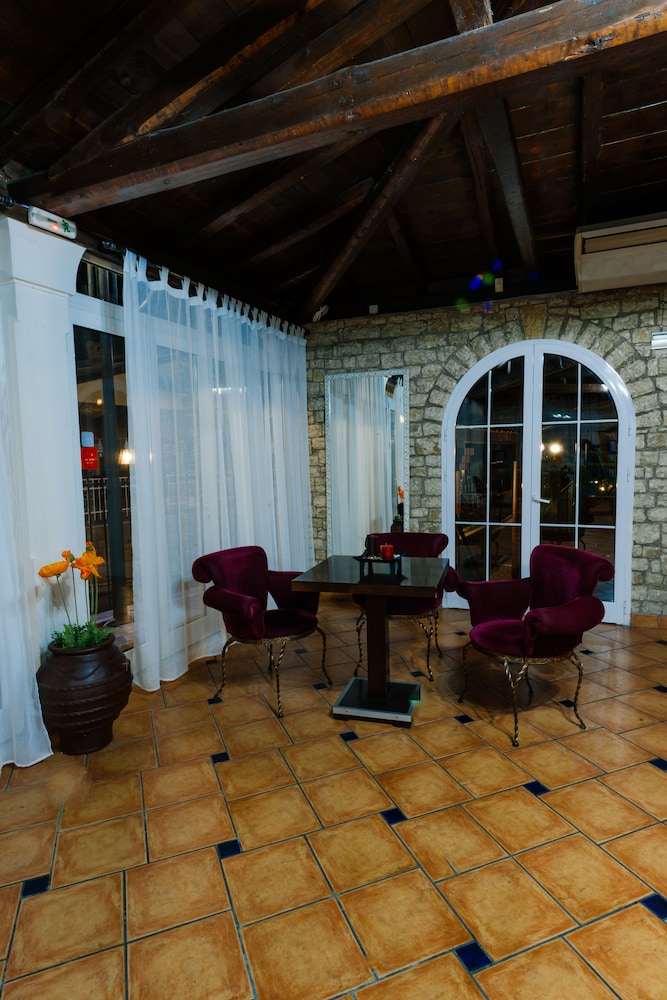 Michelangelo Resort 35/50