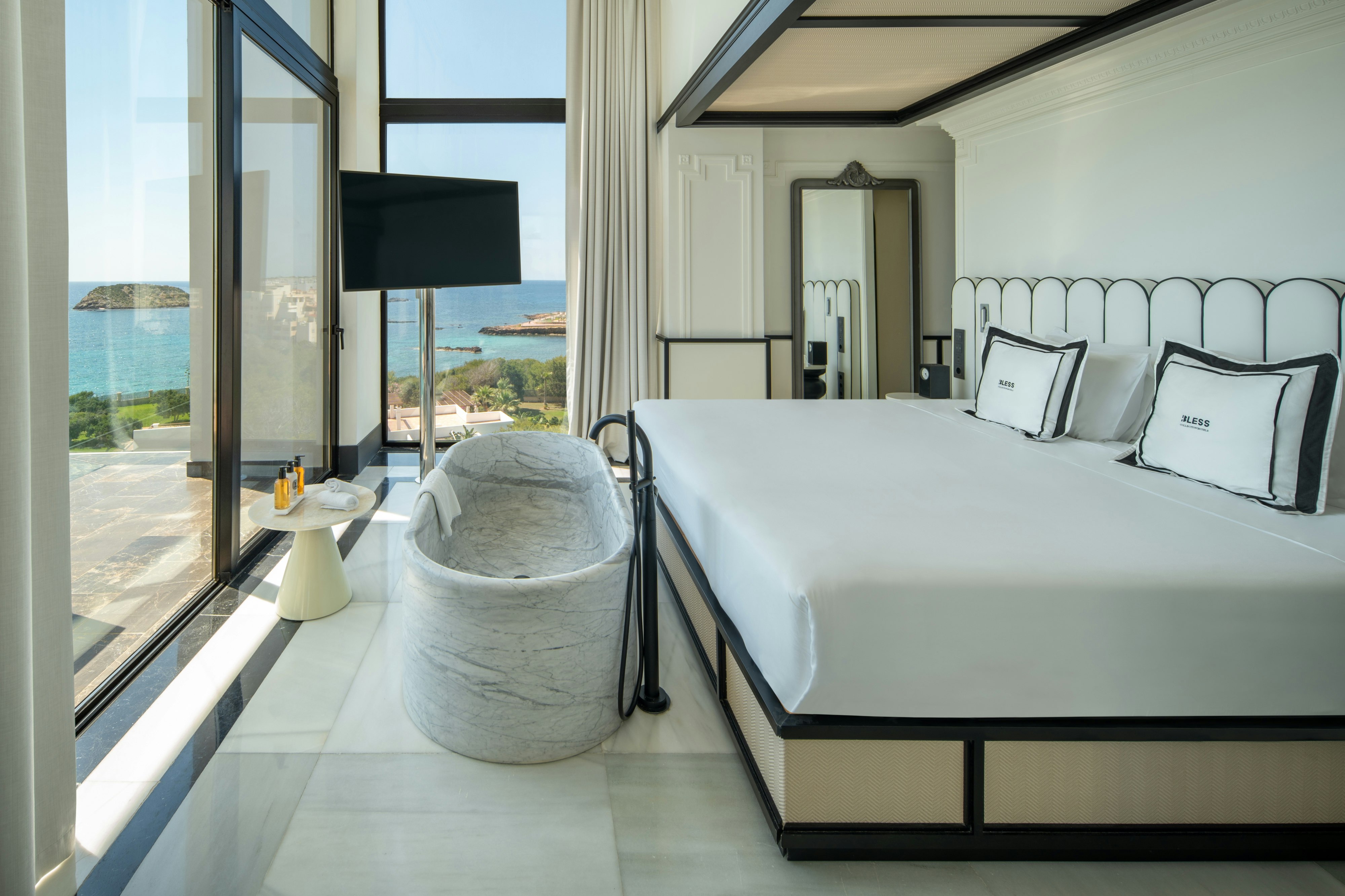 Bless Hotel Ibiza 30/79