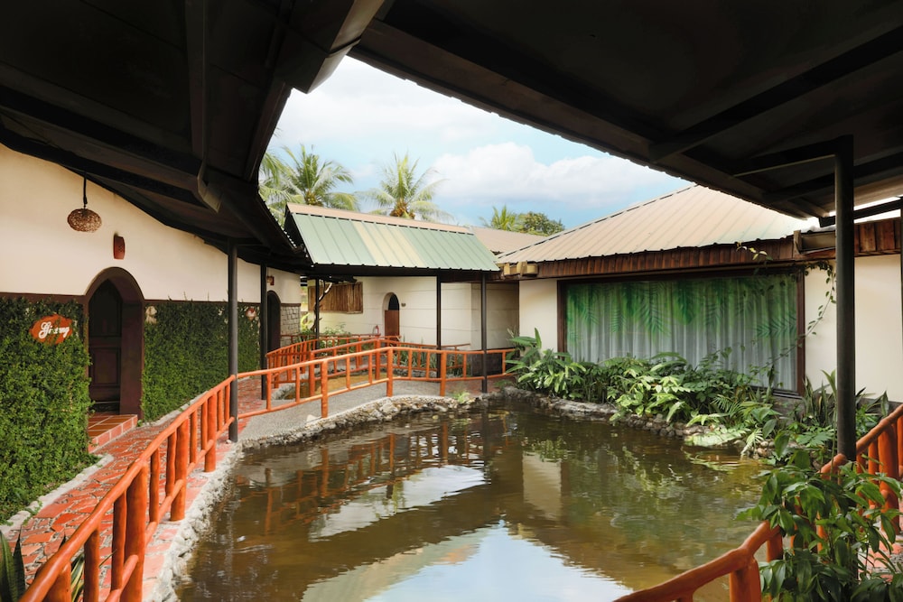 Diamond Bay Resort & Spa 40/74