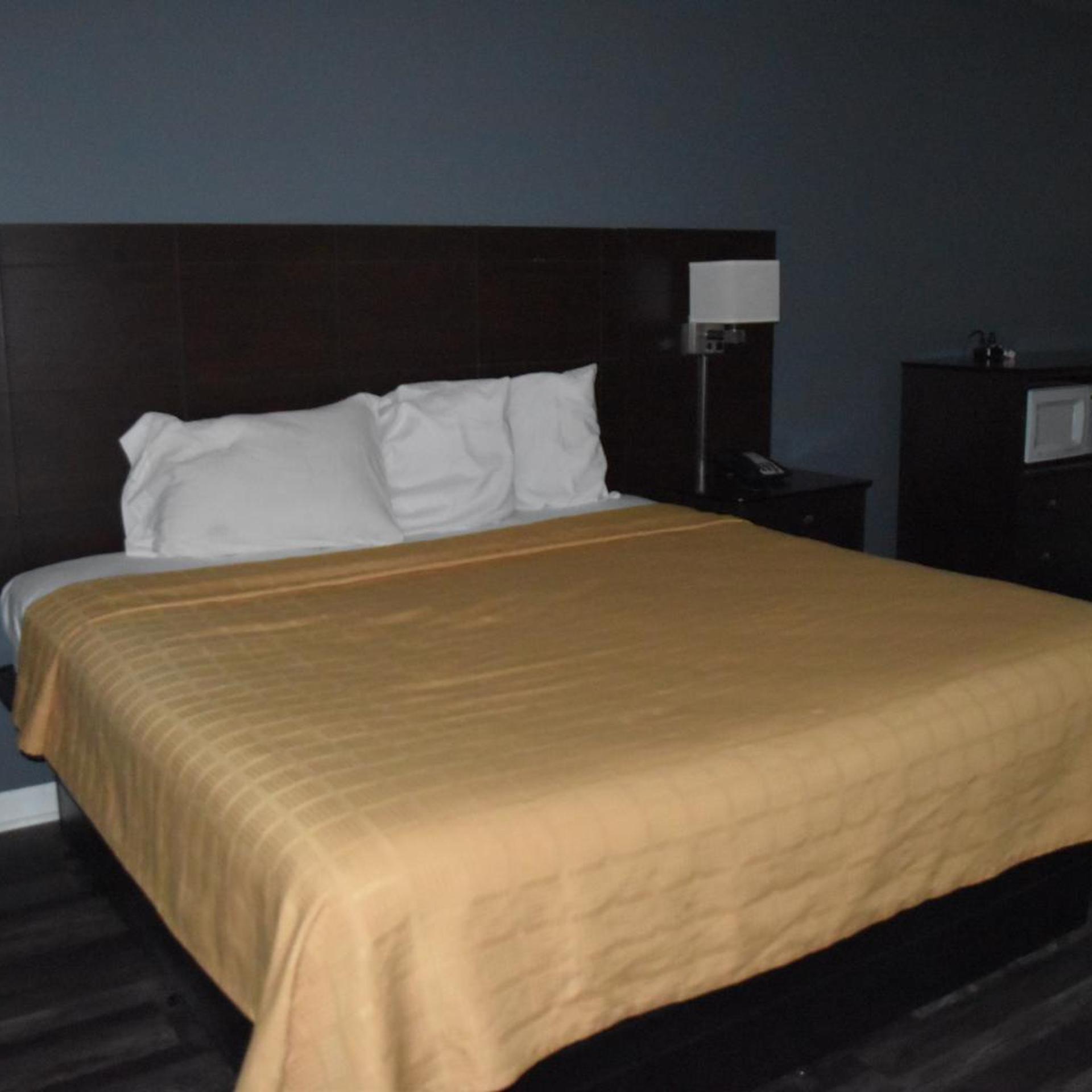 Plymouth Motor Lodge 4/21
