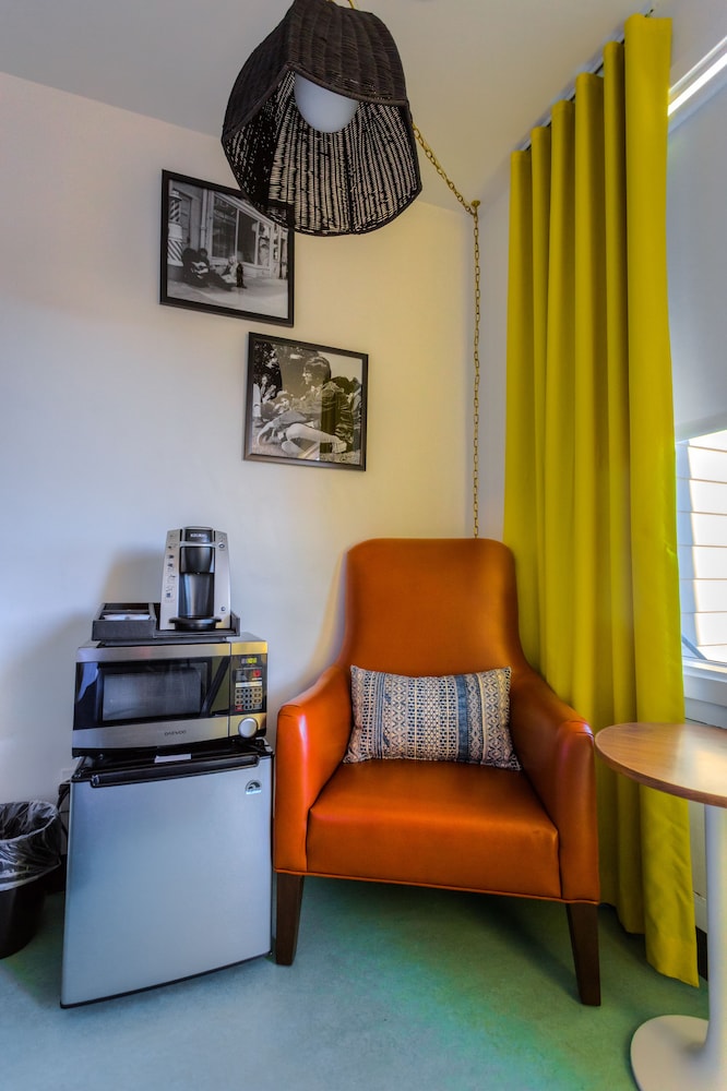 Mylo Hotel Daly 29/34
