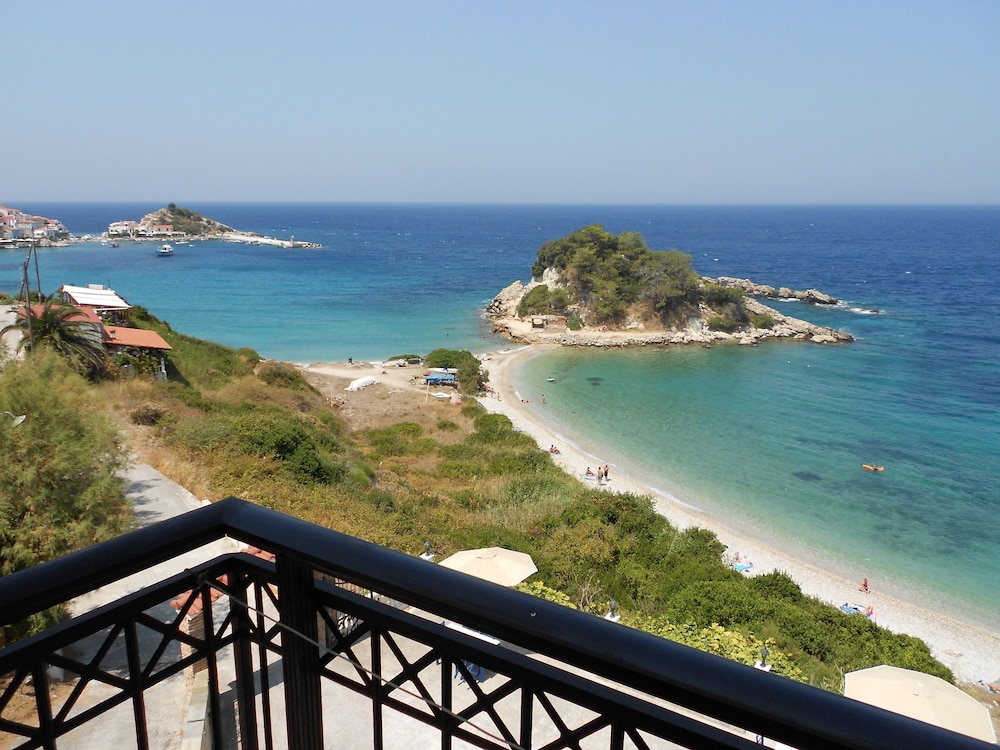 Sunrise Beach Hotel 45/53