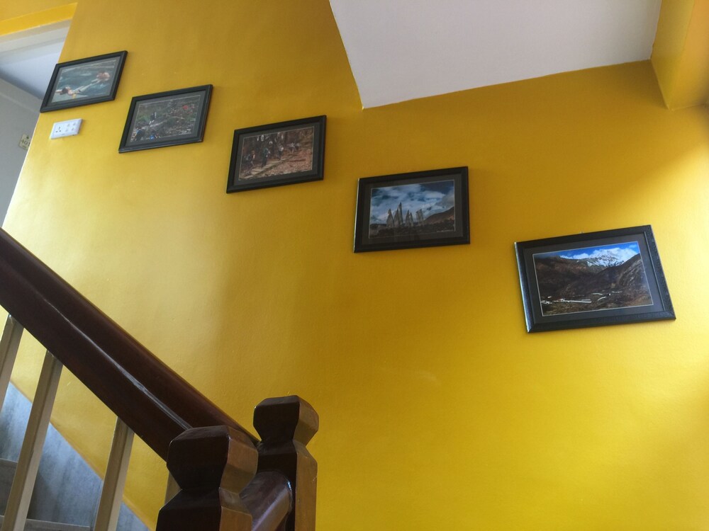 Hotel Himalayan Oasis 9/50