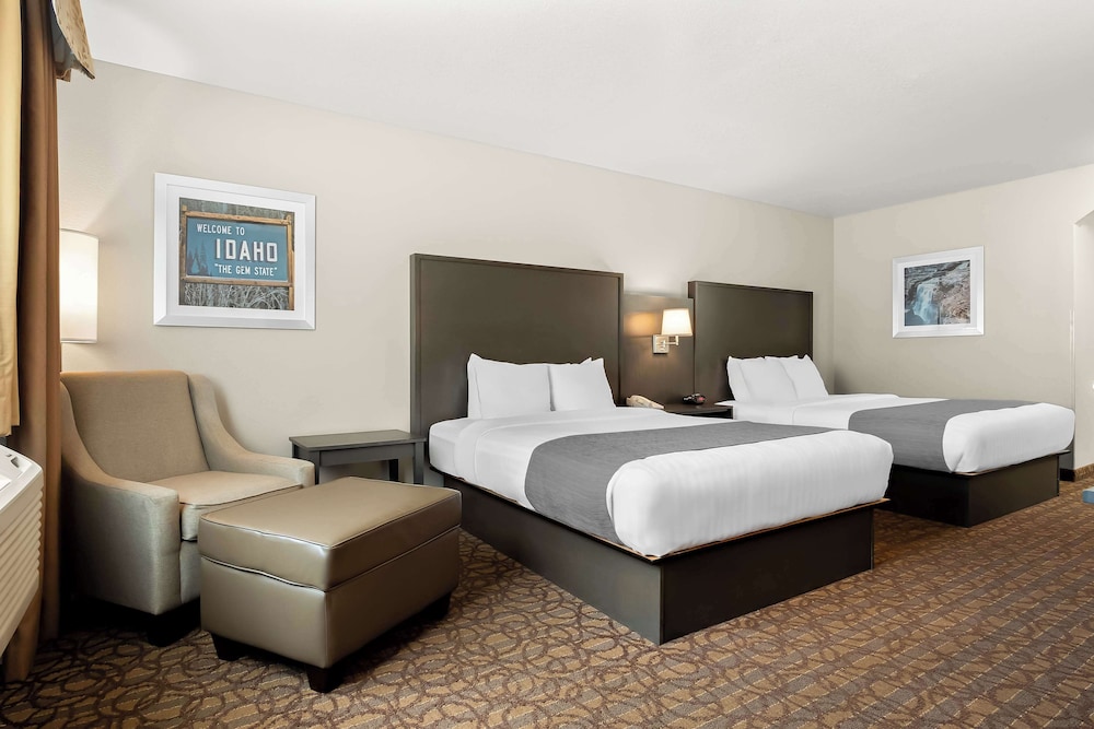 غرفة قياسية بسريرين كوين، Best Western Sawtooth Inn & Suites 3/9