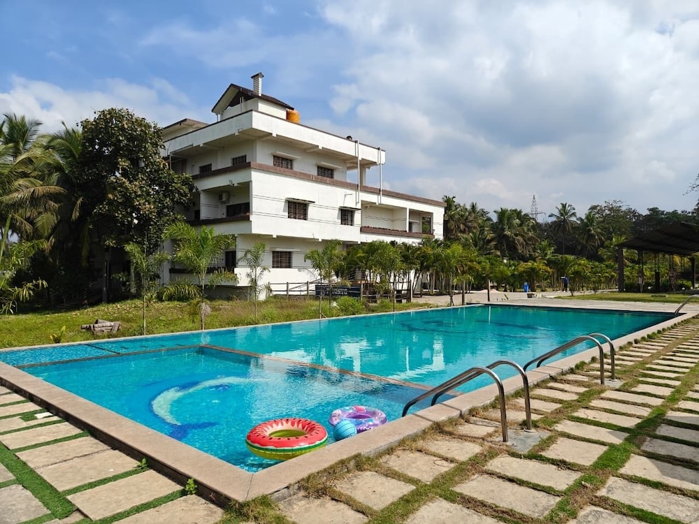 Mastiff Select Terrain, Dandeli 14/55