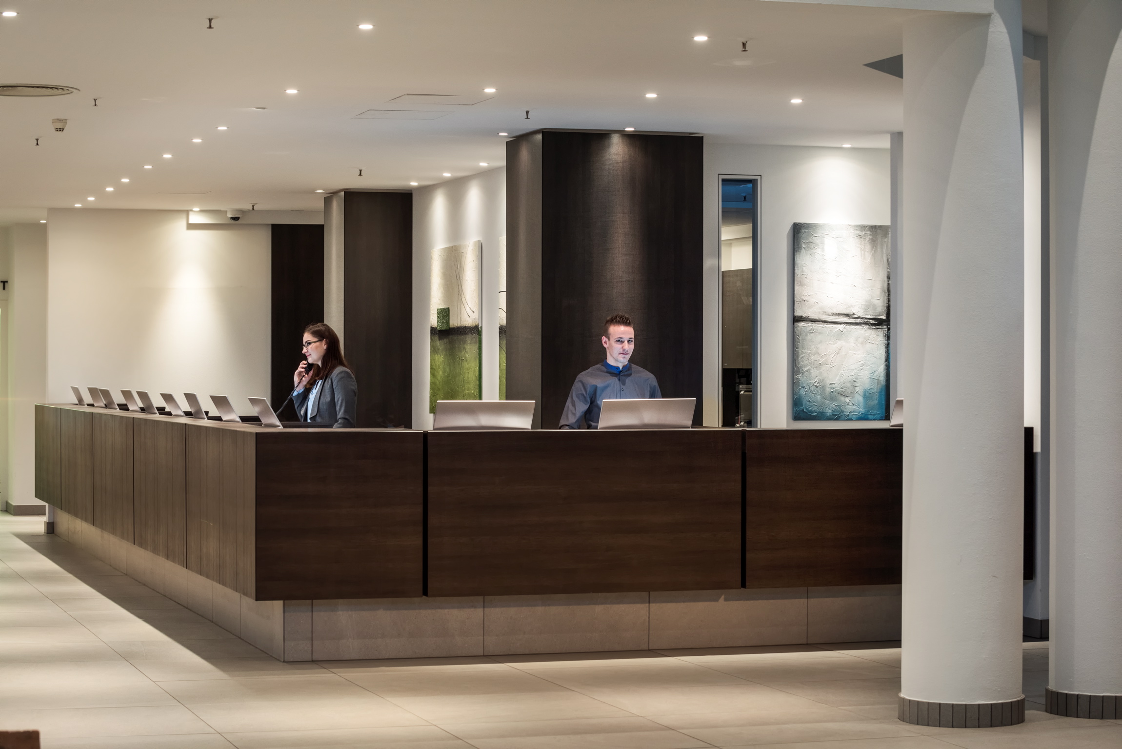 Estrel Berlin 6/50
