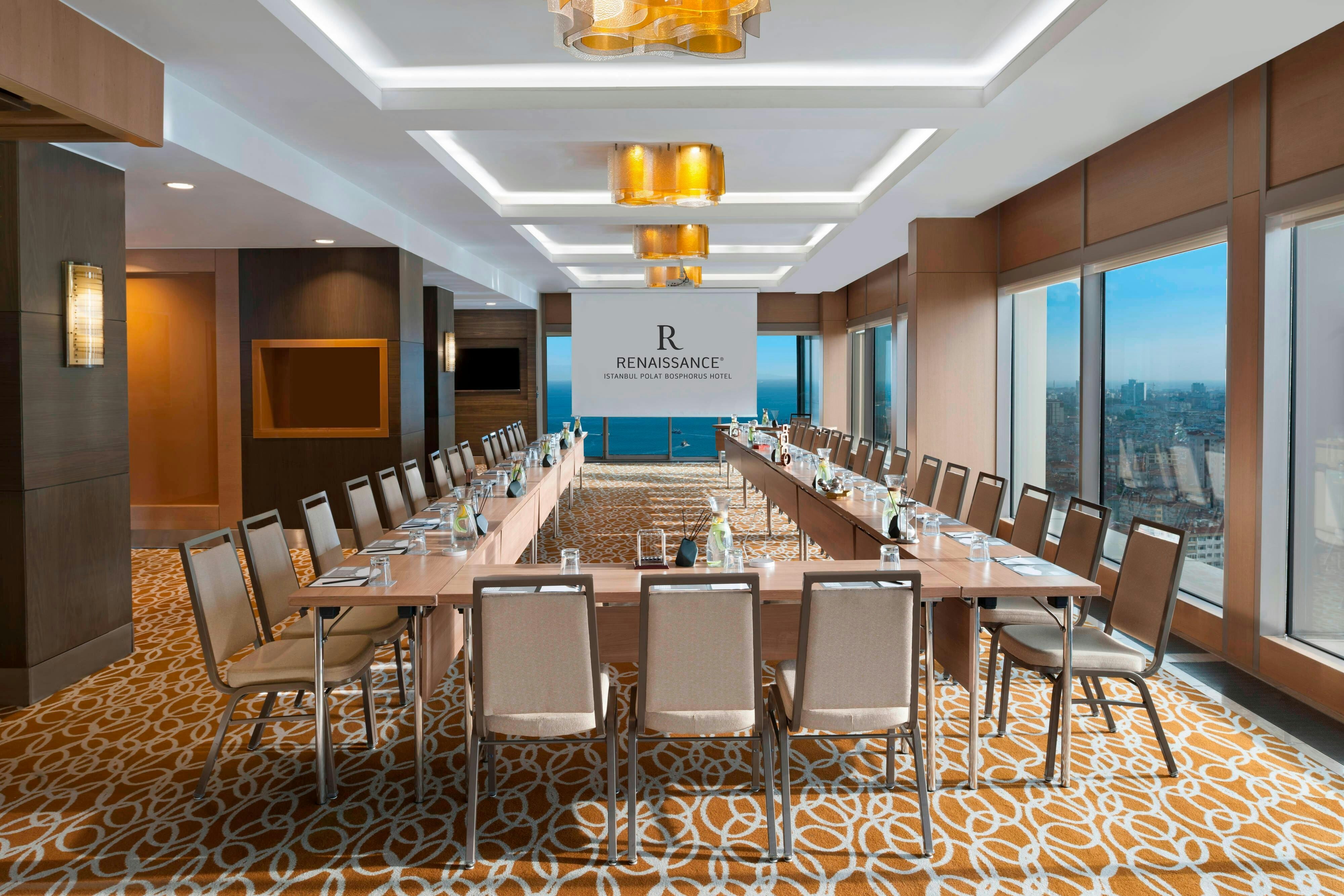Renaissance Istanbul Polat Bosphorus Hotel 65/68