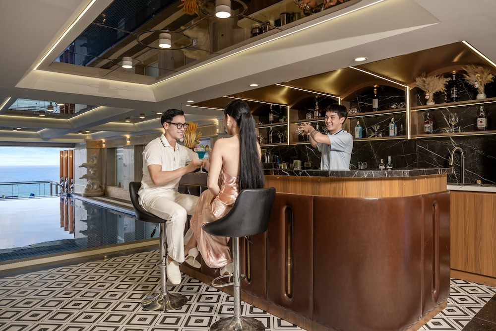 BlueSun Danang Beach Hotel 6/67