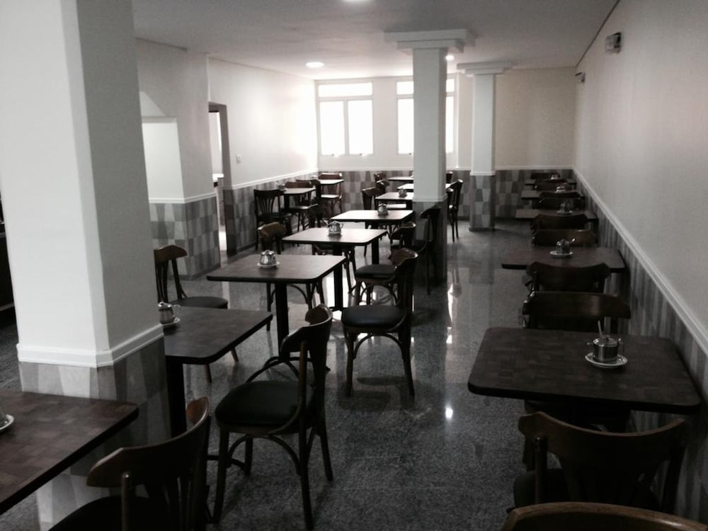 Hotel America Do Sul 42/46
