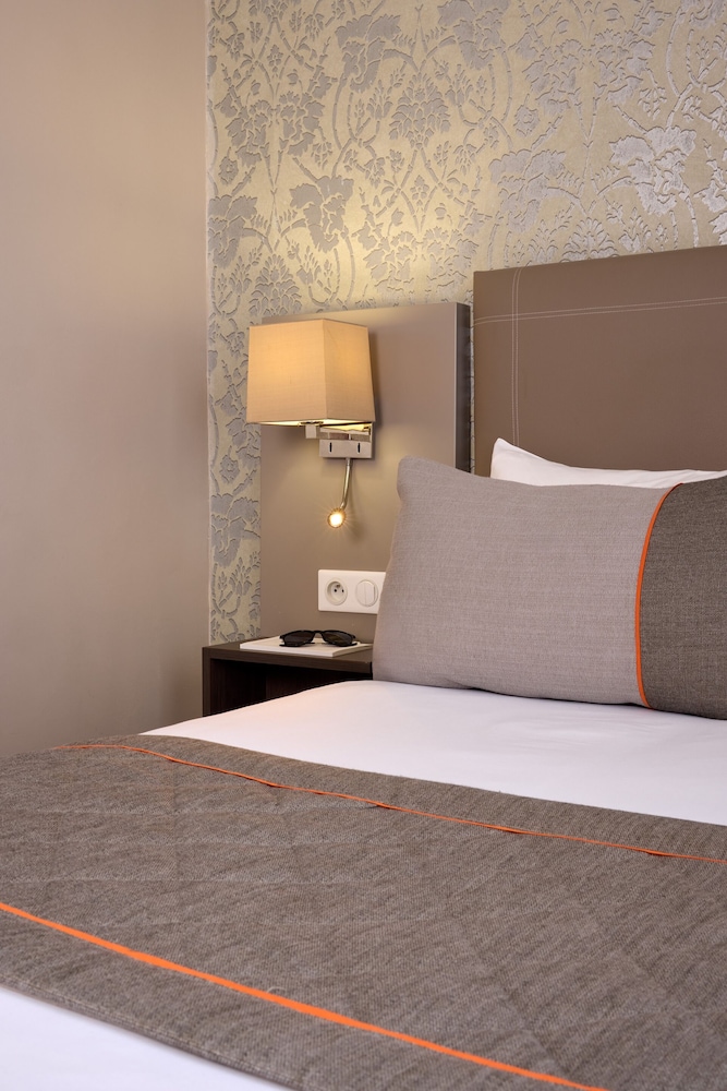 Timhotel Tour Eiffel 12/62