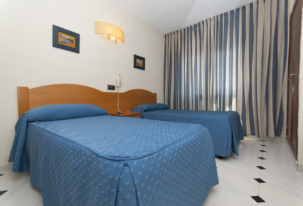 GOYMA HOSTAL I 10/29