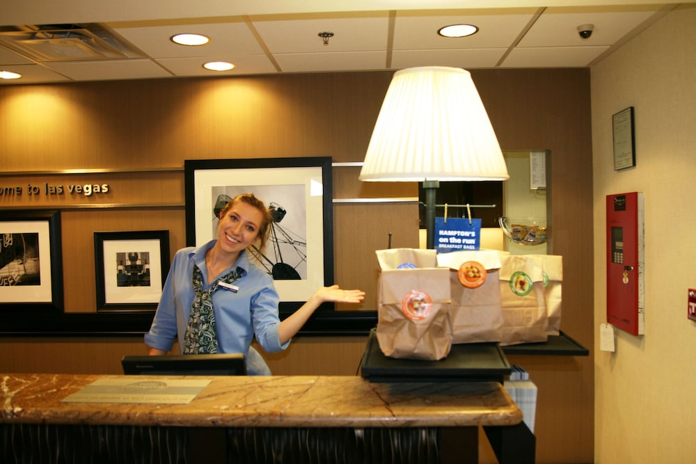 Hampton Inn and Suites Las Vegas Airport 47/66