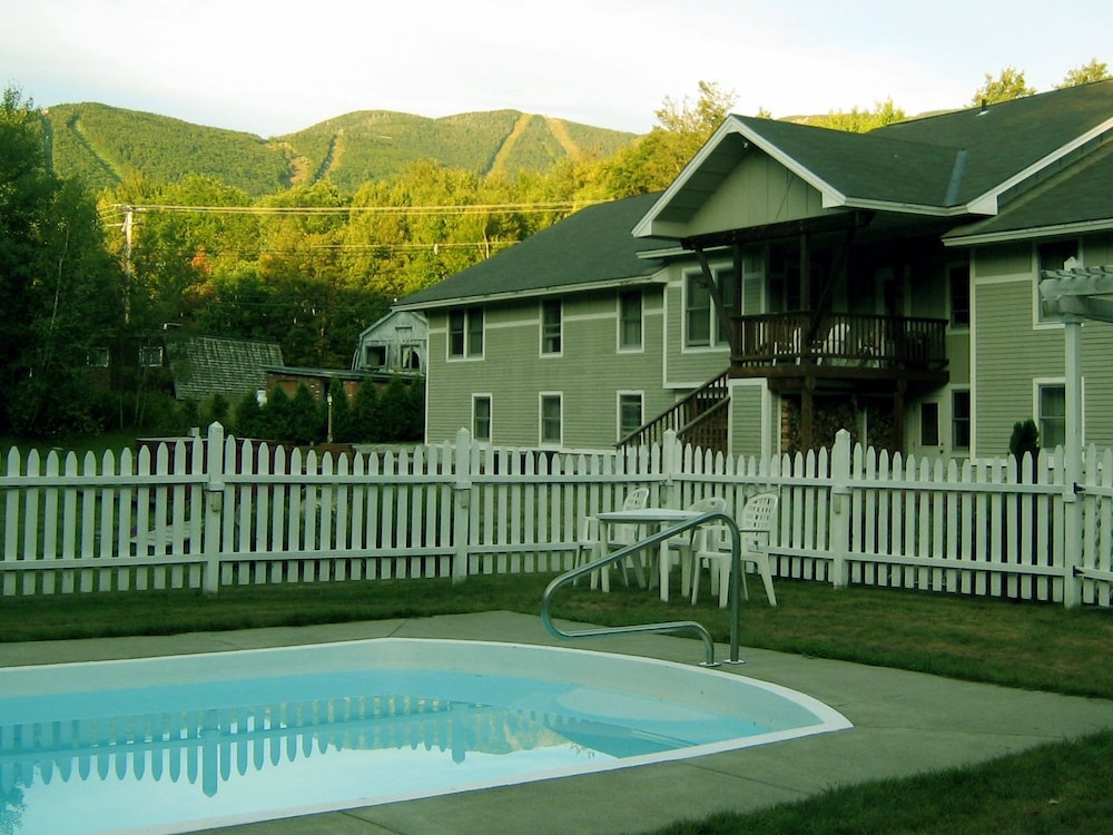 The Lodge at Lincoln Peak 3/49
