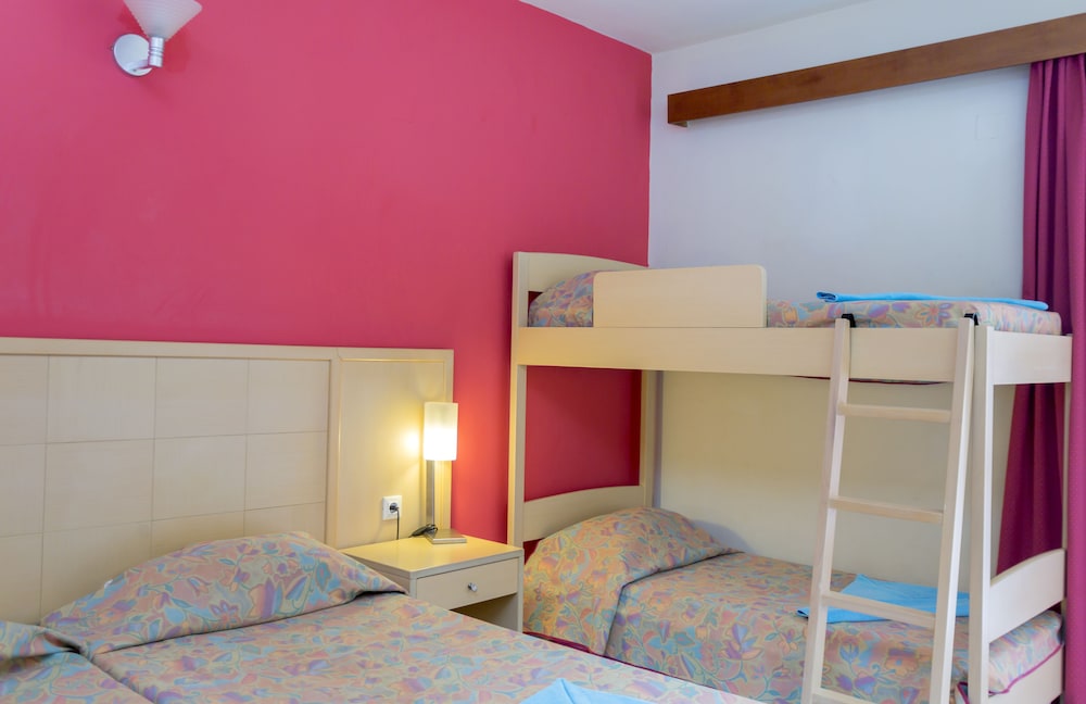 Dessole Malia Beach 4/32