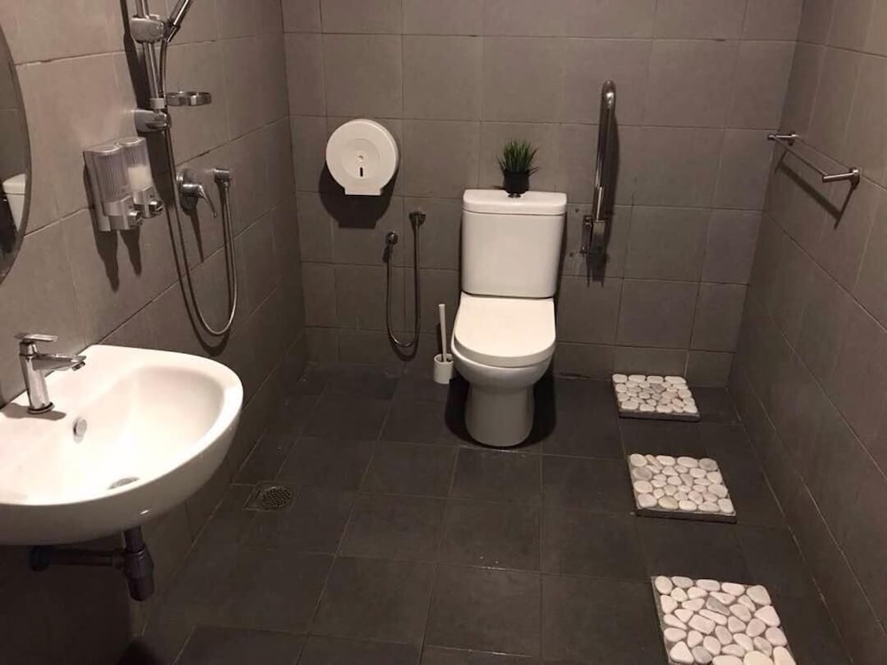 Max Hotel Subang Jaya 10/35