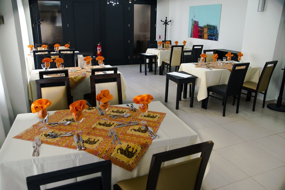 restaurant-cafeteria