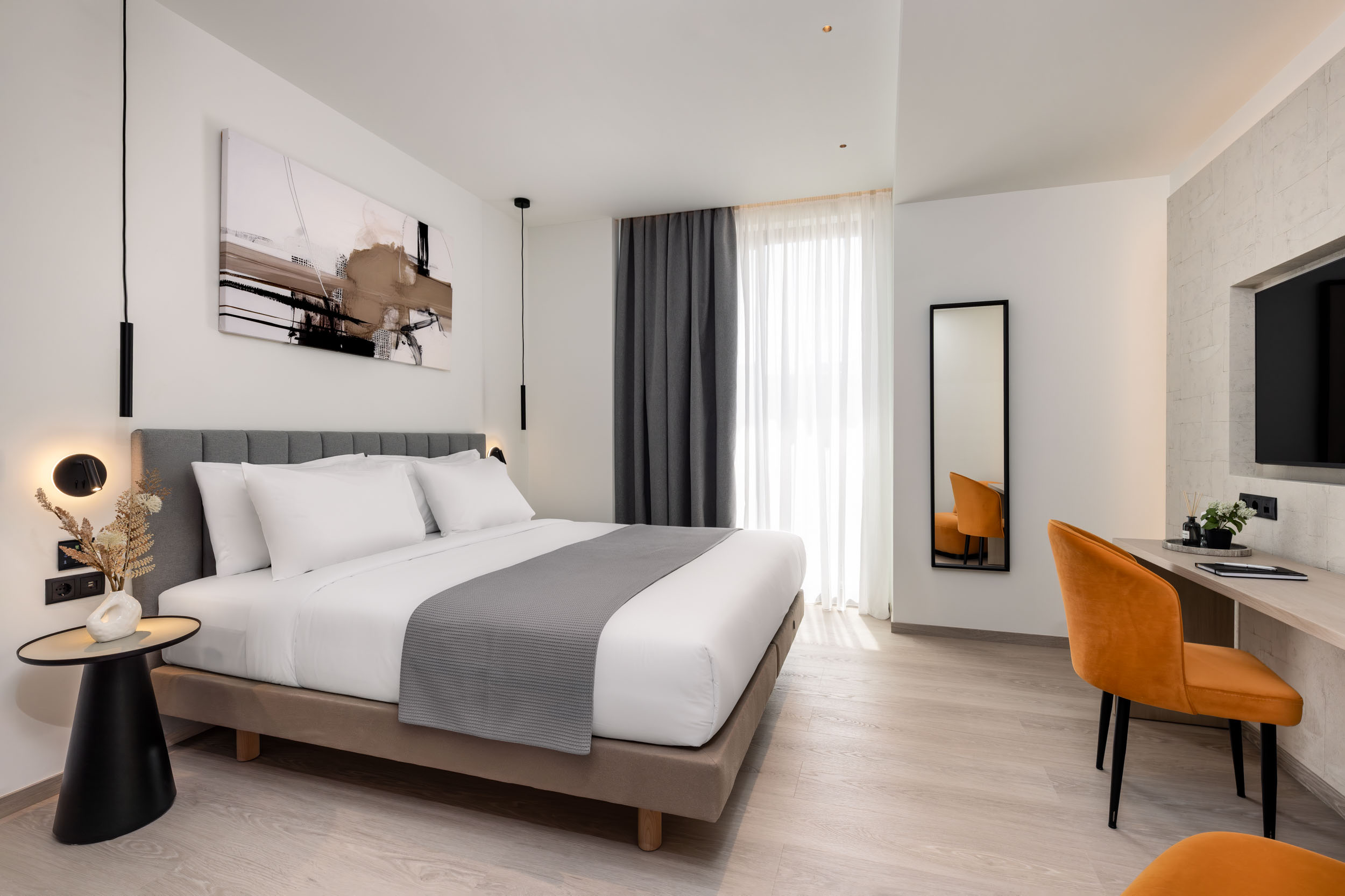 DOUBLE ROOM CLASSIC KING (RA)