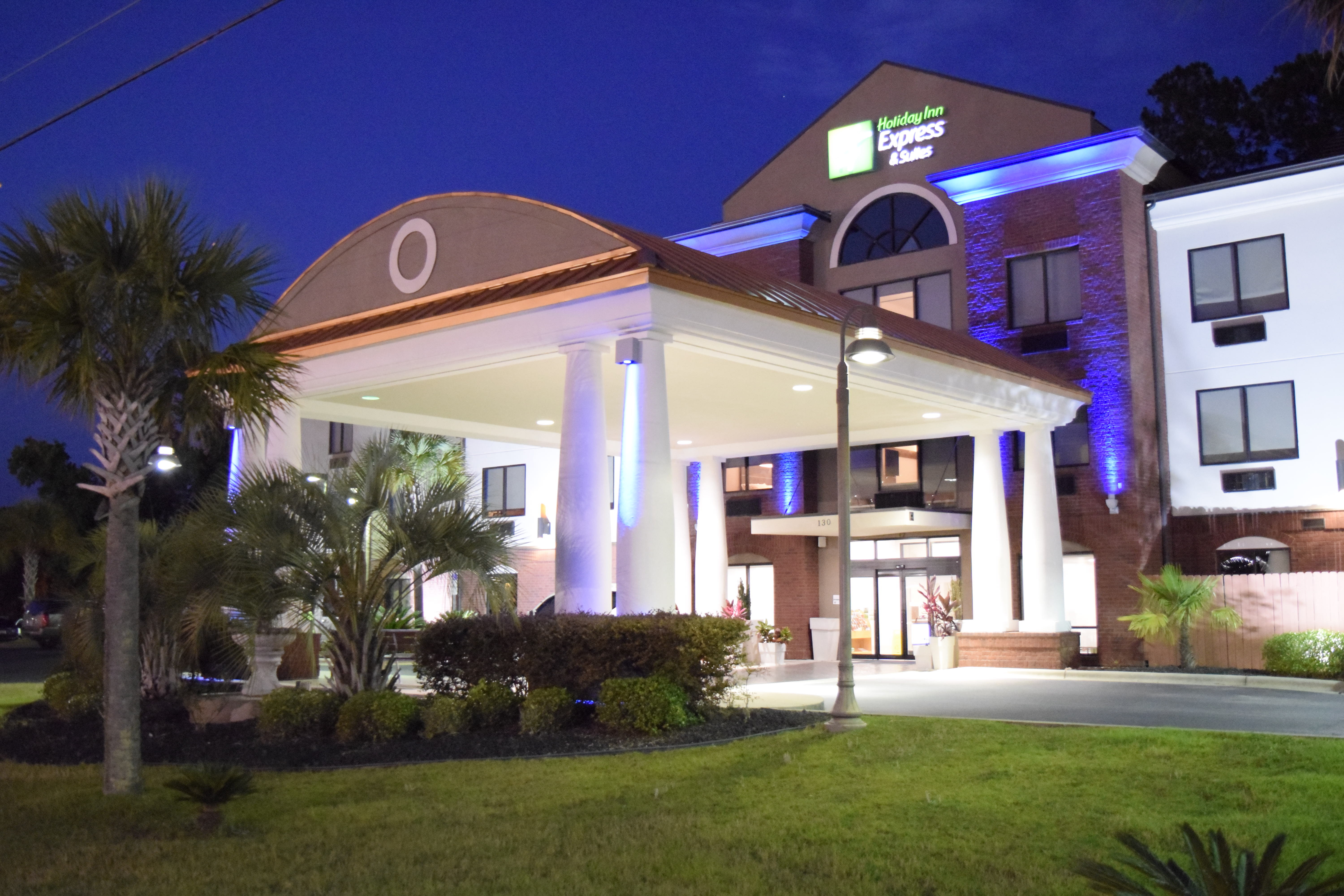Holiday Inn Express Hotel And Suites Pensacola W I 10 5/35