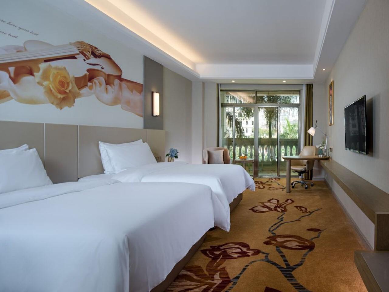 Vienna International Hotel (Haikou Old Town High Speed Railway Station) 27/58